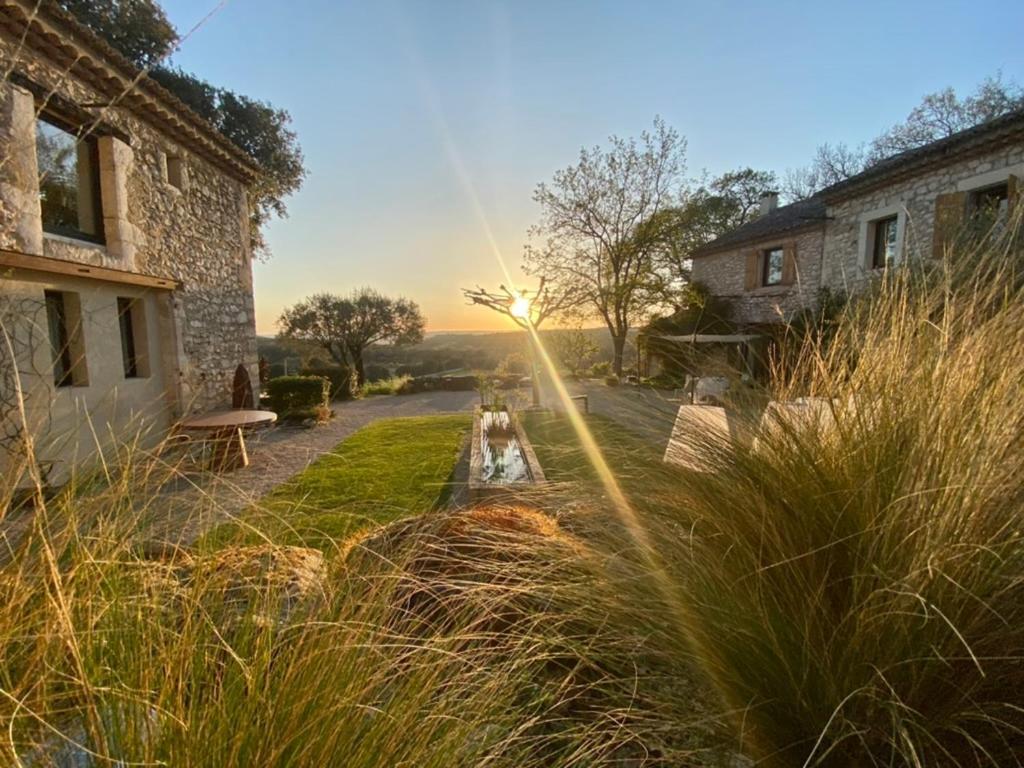 Les Esplanes Bed & Breakfast La Garde-Adhémar Dış mekan fotoğraf